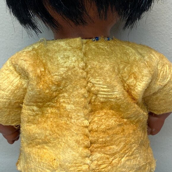 Vintage 1960's Alaskan Canadian Native American Inuit Doll with Real Fur - Picture 9 of 13